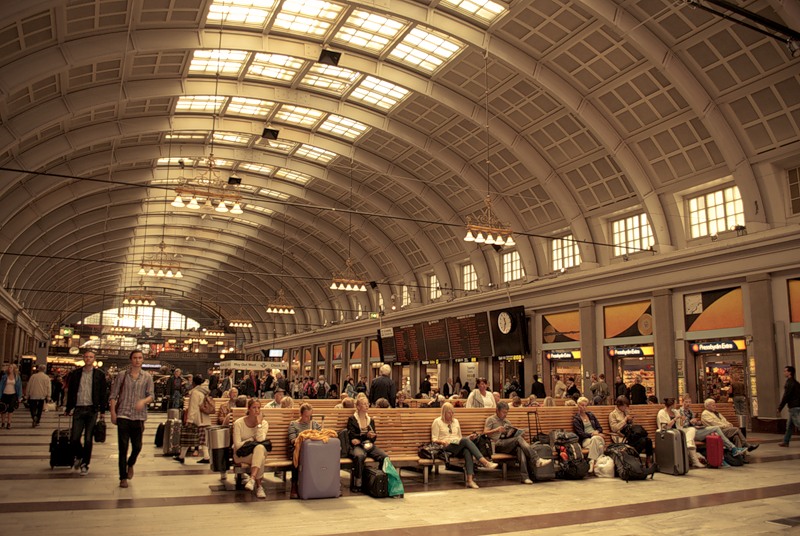 Вокзал в Стокгольме, центральный и железнодорожный вокзал Стокгольма